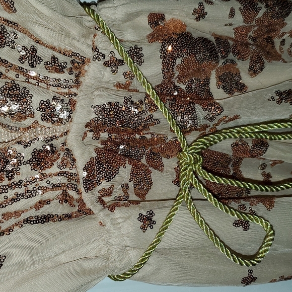 Deepcut V Clubbing Romper - Picture 3 of 4